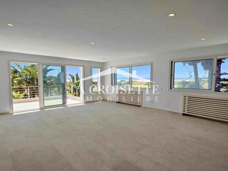 Appartement S+2 avec terrasse à Gammarth